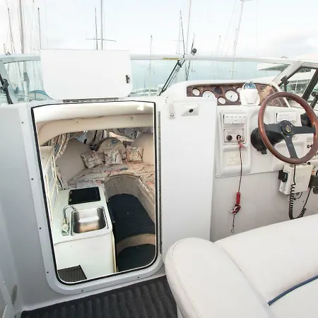 Bateau-hôtel Crownline Boat Arrecife (Lanzarote)